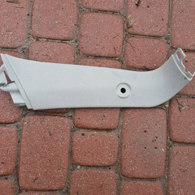 Plastik osłona obudow klapy Opel Meriva B 13276141