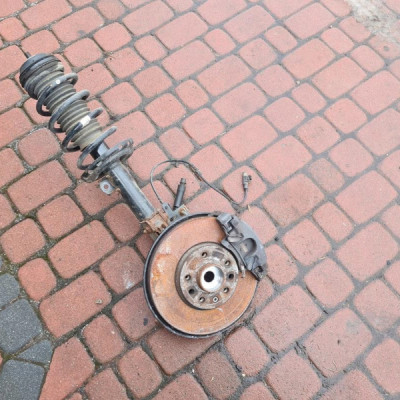 MCperson amortyzator prawy Opel Meriva B 13268957