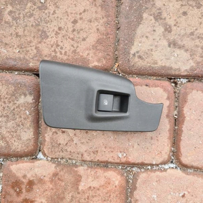 Przełącznik szyb otwierania Opel Meriva B 13266108