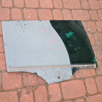 Szyba tył tylna kombi boczna Opel INSIGNIA 2013r