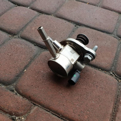 Pompa wtryskowa 1.4T Opel Astra K 5 V 12673450