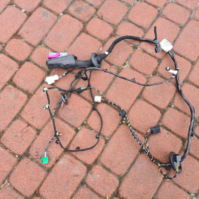 Instalacja wiązka drzwi przód Astra K V 39220195