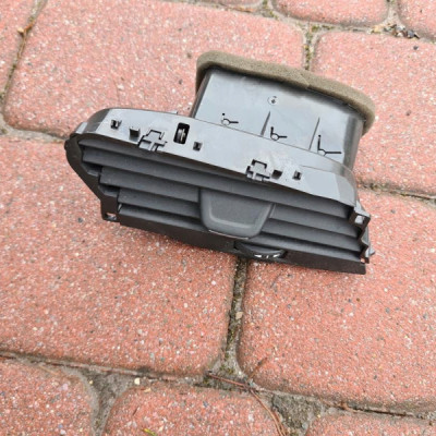 Kratka nawiewu europa Opel Corsa E 13377948