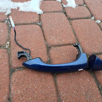 Klamka drzwi przycisk KEYLESS Opel Astra K V Z23f