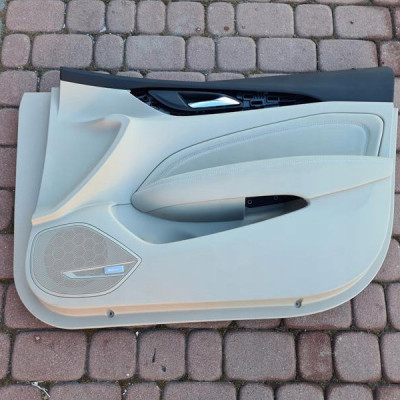 Boczek drzwi przednich krem EUROPA Opel Insignia B