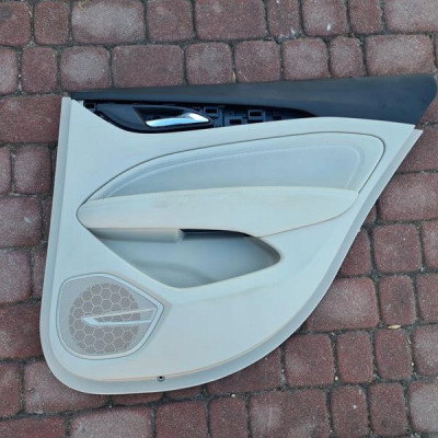 Boczek tapicerka drzwi tyl skóra Opel Insignia B