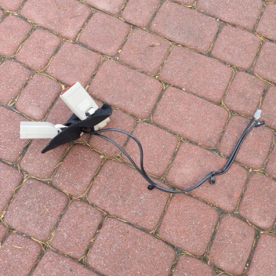 Zapinka pasa pasów tył Opel Insignia B 39151548