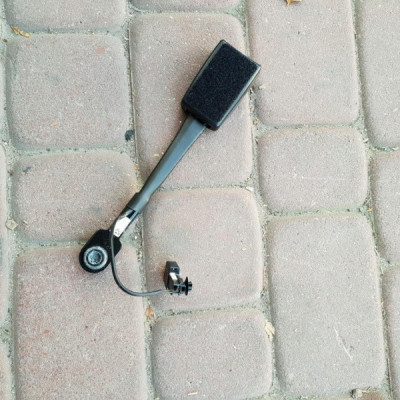 Zapięcie pasa fotela Astra J Zafira C 13368956