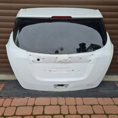 Klapa tył tylna ciemna szyba biała Opel Mokka