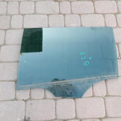 Szyba tył tylna kombi boczna Opel INSIGNIA 2011