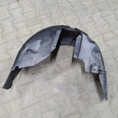 Nadkole prawe tylne Opel Zafira C 13301580