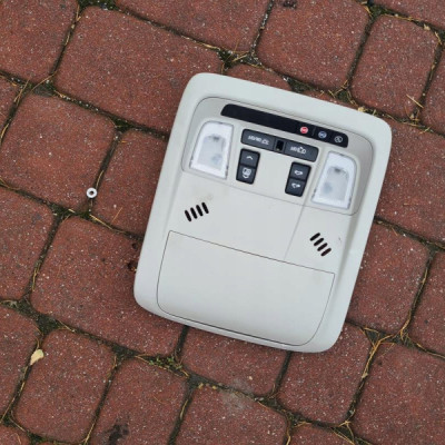 Lampka podsufitki ON-STAR Opel Insignia B 39161911