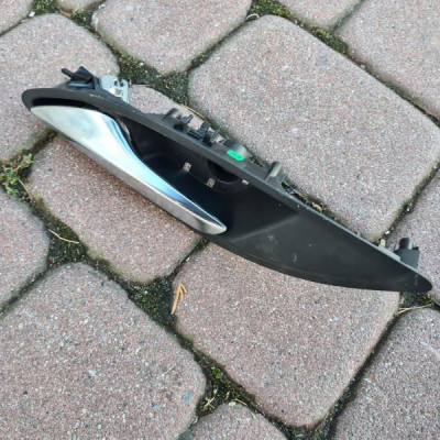 Klamka drzwi tył tylna lewa EU Opel Insignia B