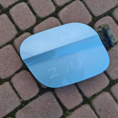 Klapka wlew paliwa Opel Astra K V 39061480 Z189