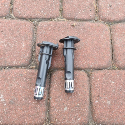 Uchwyt mocowanie zagłówka Opel Mokka 13500959