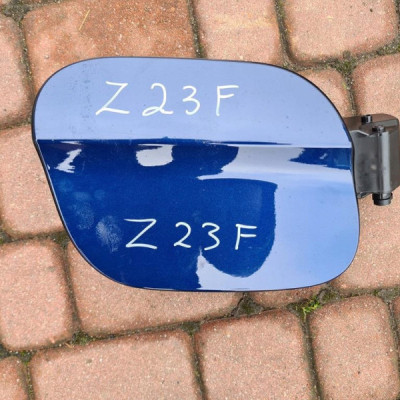 Klapka wlew paliwa Opel Astra K V 39061480 Z23F