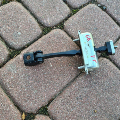 Ogranicznik drzwi przód 3drzwi 3D Opel Corsa E