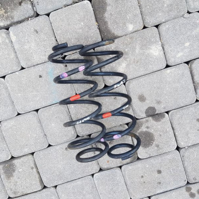 Sprężyna zawieszenia tył tylna Suzuki Swift MK6