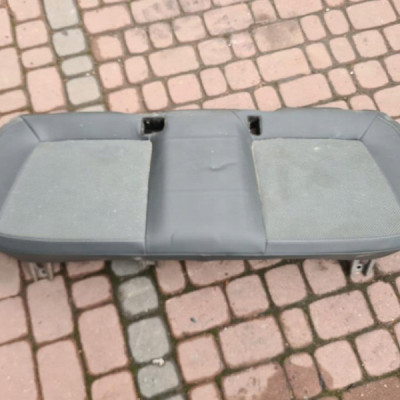 Kanapa siedzisko półśkóra tył tylna Opel Corsa D