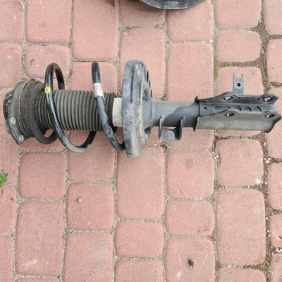 Amortyzator przód przedni Opel Insignia B 84155688