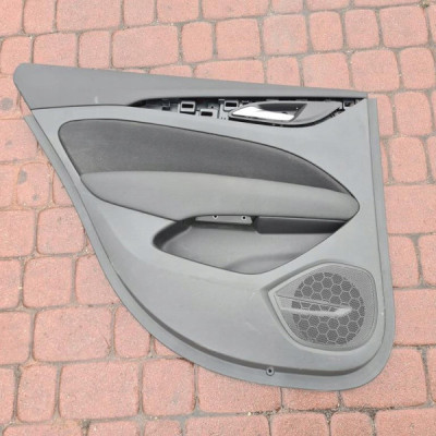 Boczek tapicerka drzwi tyl welur Opel Insignia B