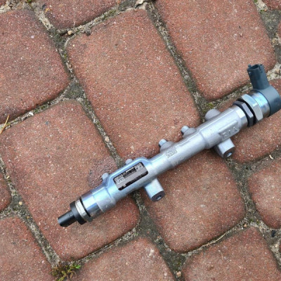 Listwa paliwowa 1.5D FL Opel Astra K V 55516918