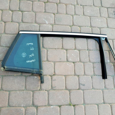 Uszczelka zgarniacz szyba tył Astra K 2016r