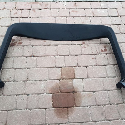 Tapicerka tylnej klapy Audi Q3 2017r 8U0867973A