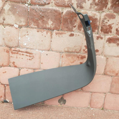 Obudowa osłona klapy Opel Astra K V 39079442