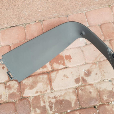 Obudowa osłona klapy Opel Astra K V 39079441