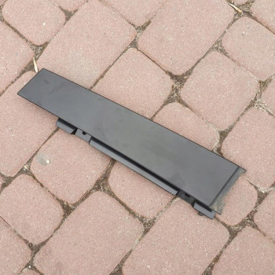 Obudowa osłona słupka drzwi Astra K V 39085710