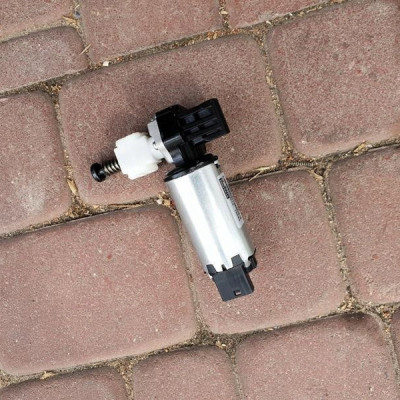 Silniczek regulacji fotela Zafira C 835706610