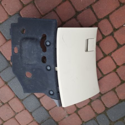 Plastik osłona obudowa Opel Insignia 13308554