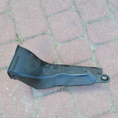 Plastik nawiewu powietrza Opel Corsa E Adam 13352159