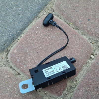 Antena wzmacniacz antenowy Opel Astra K V 39163928