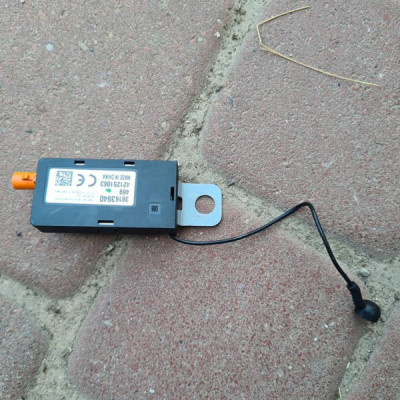 Antena wzmacniacz antenowy Opel Astra K V 39163940