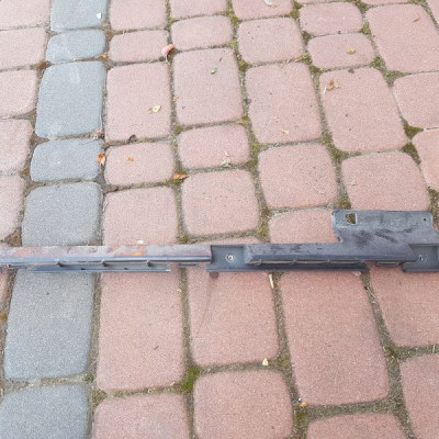 Ślizg tył tylni Opel Inisgnia kombi 13239124