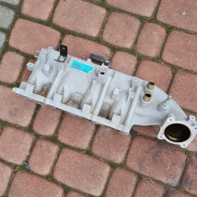 Kolektor ssący 1.6T Opel Corsa E 55565246