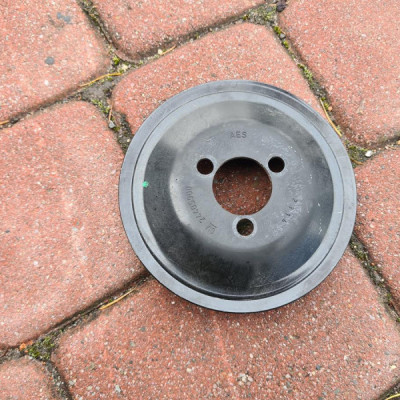Koło pasowe pompy wody Opel Corsa E 24405900
