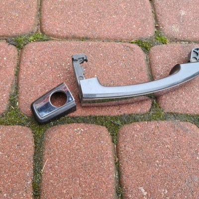 Klamka chrom przód przednia lewa Opel Insignia