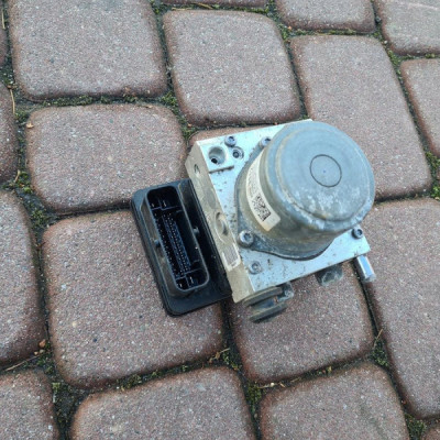 Pompa ABS hamulcowa Opel Insignia 23383112