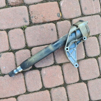 Podpora półosi 1.6CDTI Opel Insignia 13432488 AA7M
