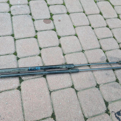 Siłownik klapy teleskop Opel Insignia B 39122135