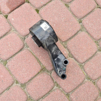 Poduszka łapa skrzyni Opel Insignia B 84096991