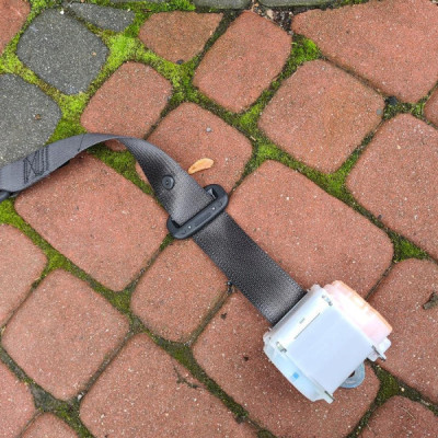 Pas tył tylny środkowy Opel Insignia B 84127423