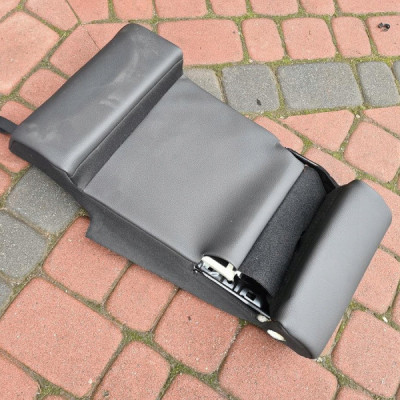 Podłokietnik tył tylny skóra Opel Insignia B