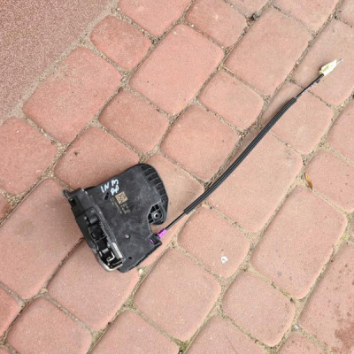 Zamek drzwi przód Opel Insignia B 13533592 BMF