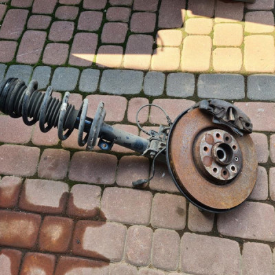 MCperson amortyzator prawy Opel Meriva B 13268959