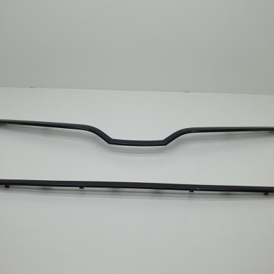 Chrom grilla ORYGINAŁ Skoda Fabia III 6V0853761C