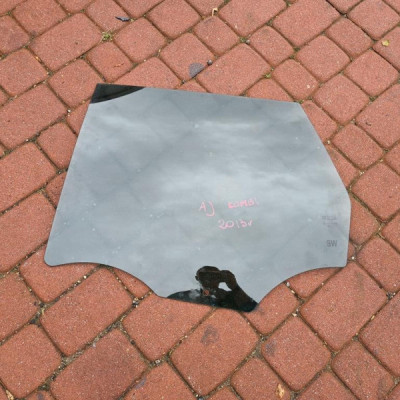 Szyba tył tylna ciemna kombi Opel Astra J IV 2013r